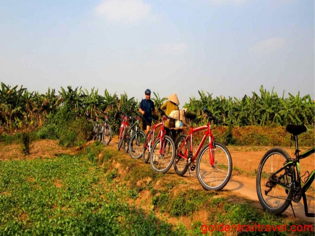 Hanoi Countryside Biking Tour Bat Trang Village 1 Day